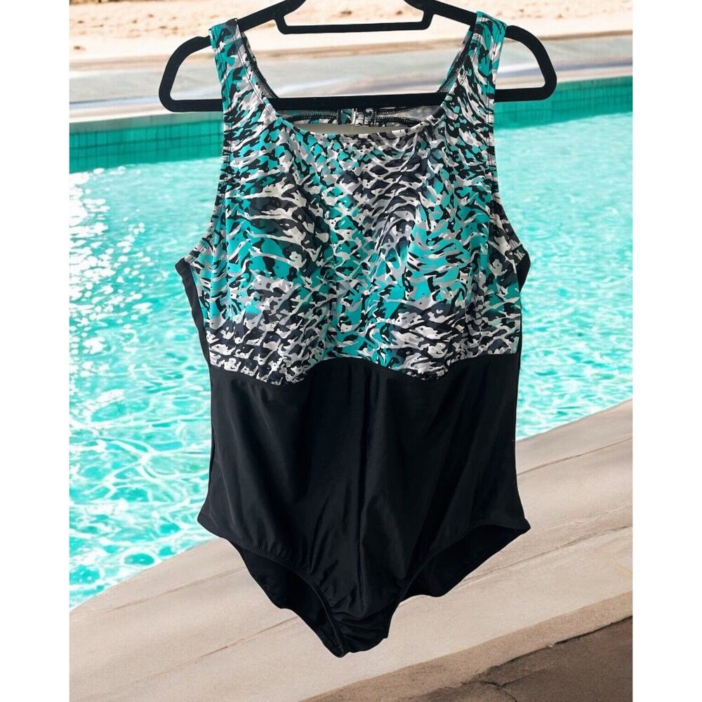 Maxine Of Hollywood One Piece Swimsuit Size 26W black white‎ grey teal NWOT